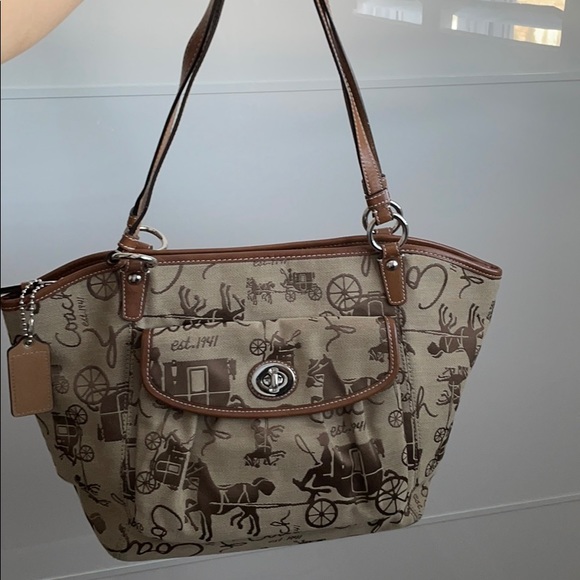 Vintage Coach Purse - Picture 5 of 6